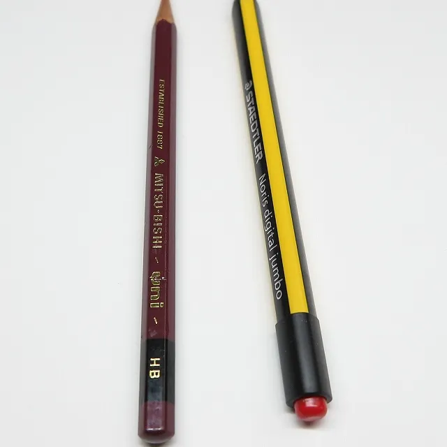 ステッドラー ノリスデジタルジャンボ 鉛筆との比較
