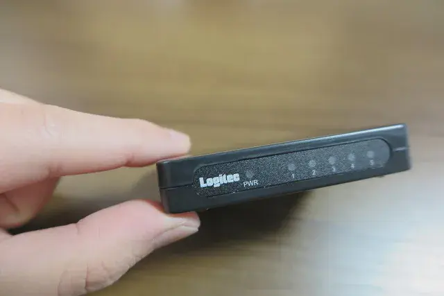 LAN-SW05PSBE 外観2